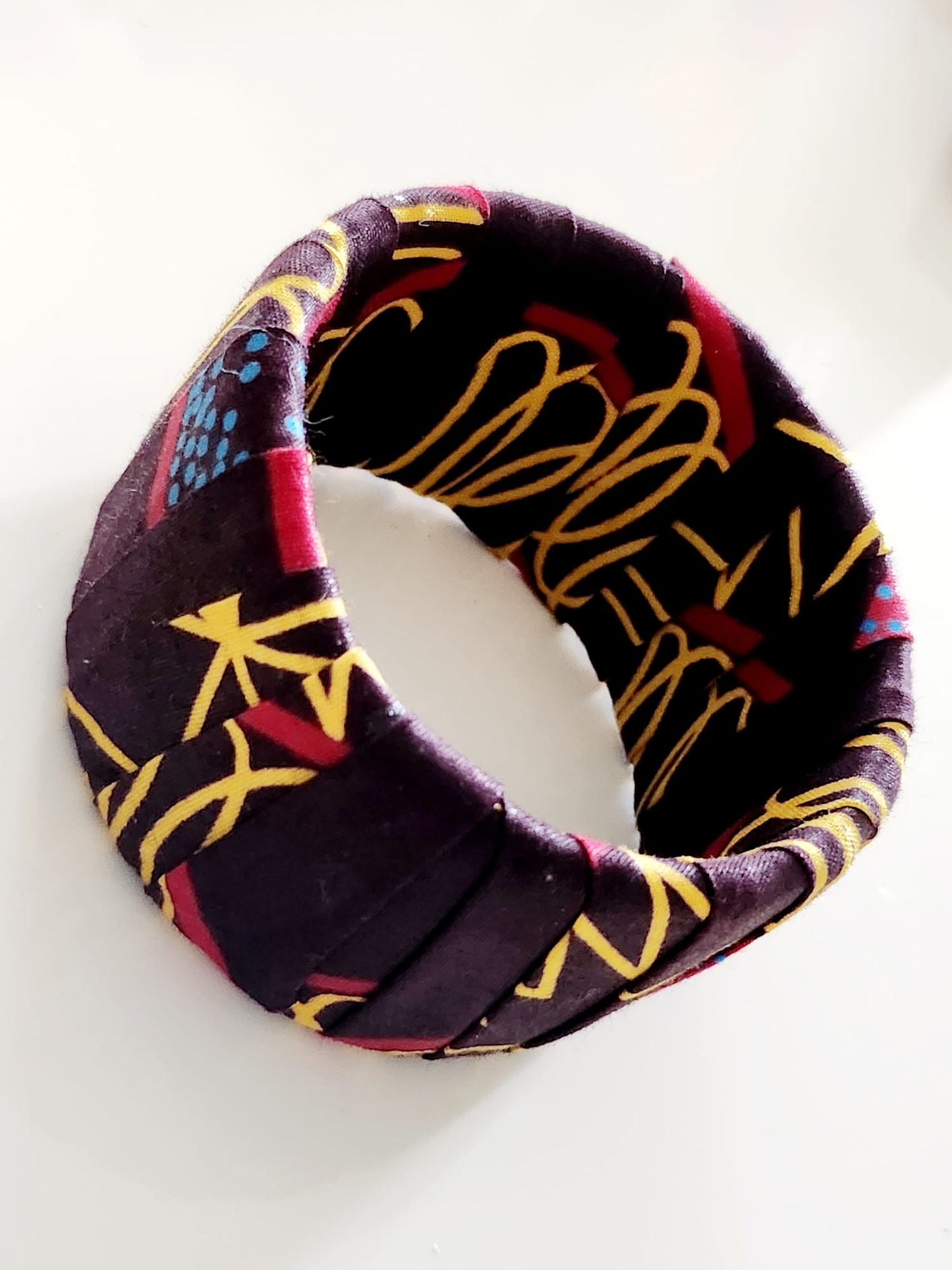 Bracelet/manchette en wax "Gül"