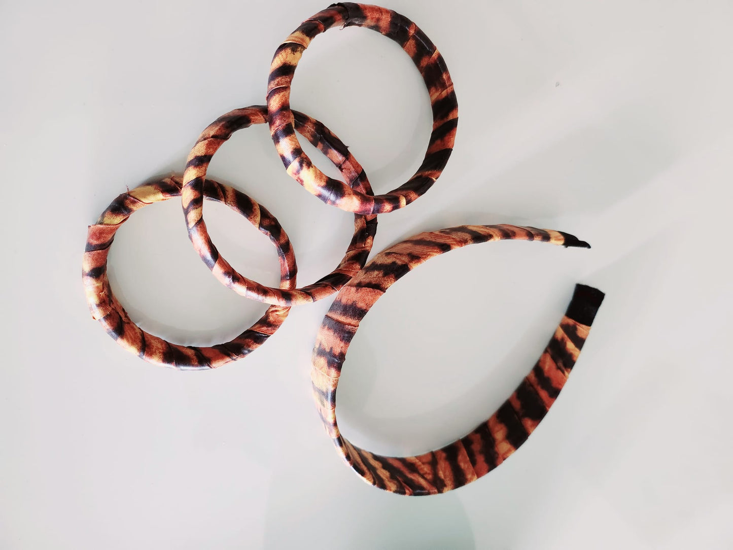 Serre-tête et bracelets " Amsata"